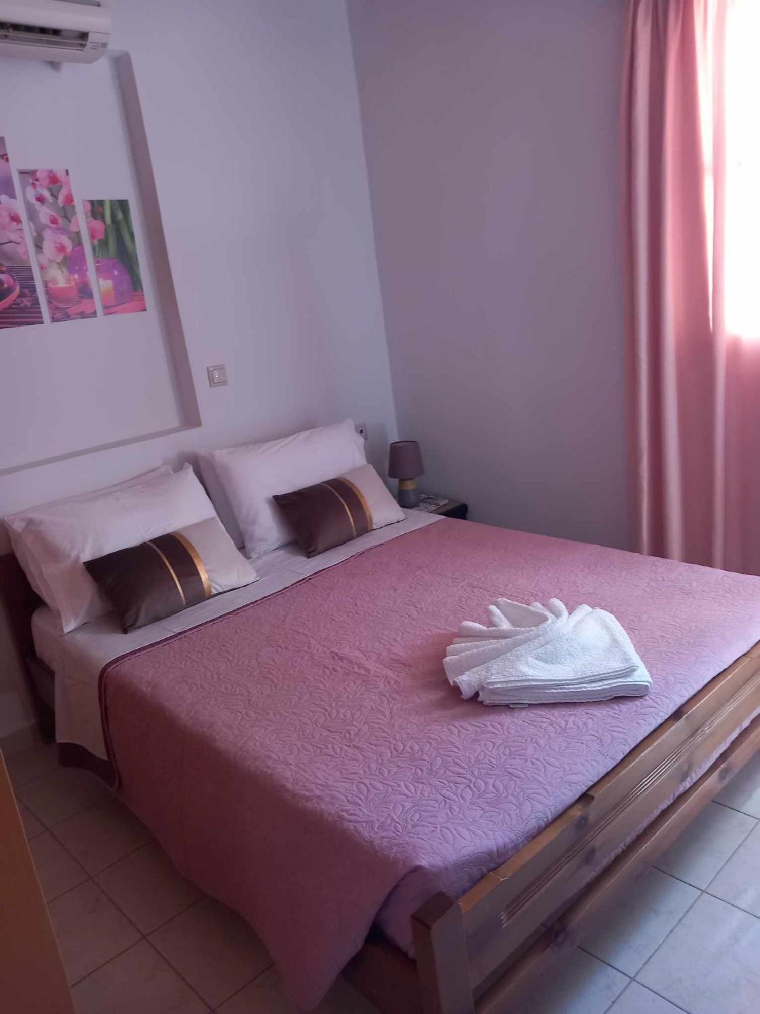 Zoe Apartments Sými Eksteriør bilde